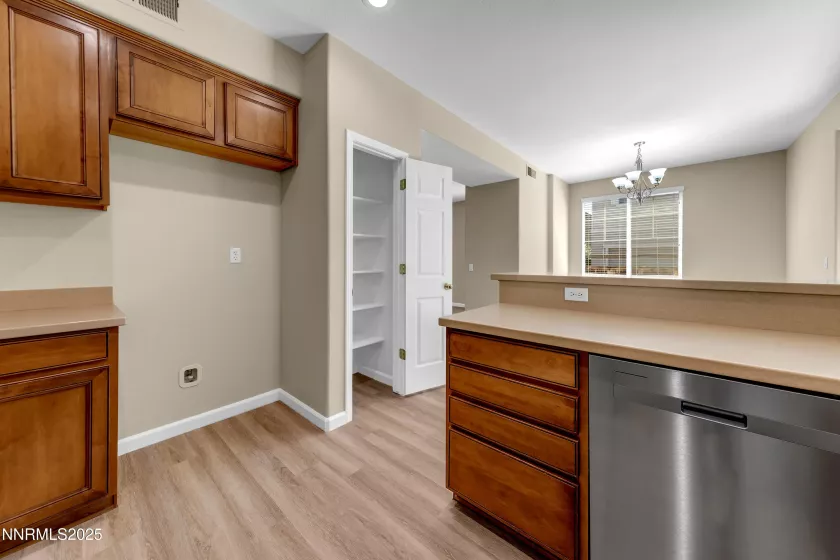 6635 Latour, Sparks, Nevada 89436, 4 Bedrooms Bedrooms, ,4 BathroomsBathrooms,Residential,Residential,Latour,250053975