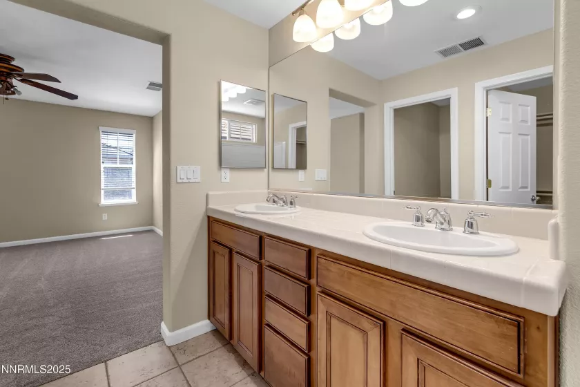 6635 Latour, Sparks, Nevada 89436, 4 Bedrooms Bedrooms, ,4 BathroomsBathrooms,Residential,Residential,Latour,250053975