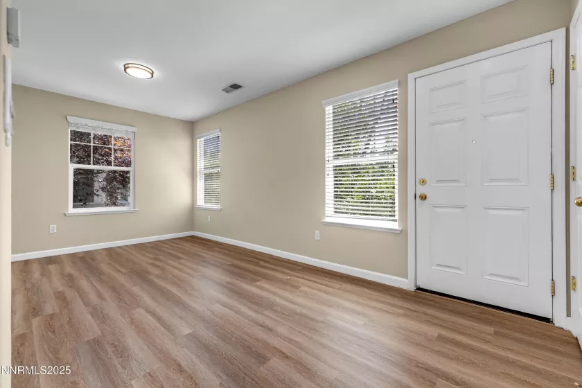 6635 Latour, Sparks, Nevada 89436, 4 Bedrooms Bedrooms, ,4 BathroomsBathrooms,Residential,Residential,Latour,250053975
