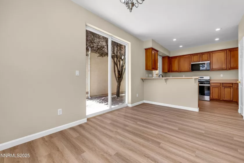 6635 Latour, Sparks, Nevada 89436, 4 Bedrooms Bedrooms, ,4 BathroomsBathrooms,Residential,Residential,Latour,250053975