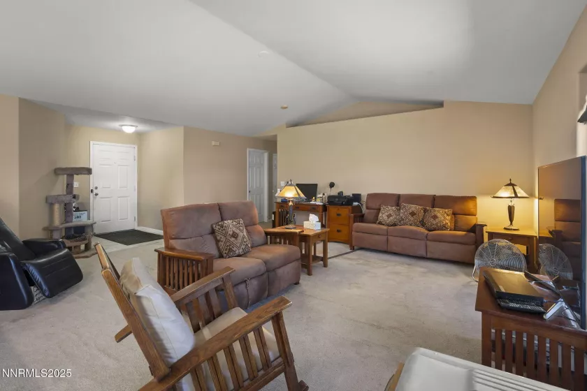 1470 9th, Silver Springs, Nevada 89429, 3 Bedrooms Bedrooms, ,2 BathroomsBathrooms,Residential,Residential,9th,250053976