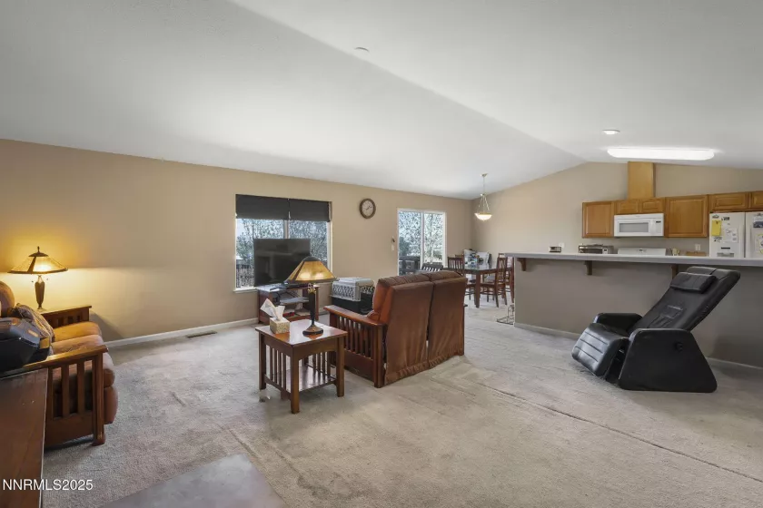 1470 9th, Silver Springs, Nevada 89429, 3 Bedrooms Bedrooms, ,2 BathroomsBathrooms,Residential,Residential,9th,250053976