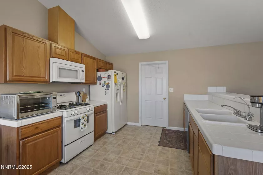 1470 9th, Silver Springs, Nevada 89429, 3 Bedrooms Bedrooms, ,2 BathroomsBathrooms,Residential,Residential,9th,250053976