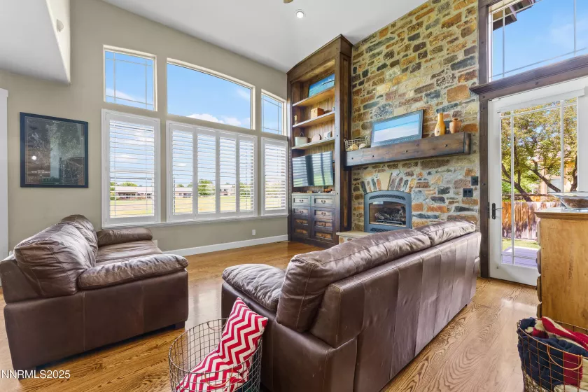 2880 Friar Rock, Sparks, Nevada 89436, 5 Bedrooms Bedrooms, ,4 BathroomsBathrooms,Residential,Residential,Friar Rock,250053921