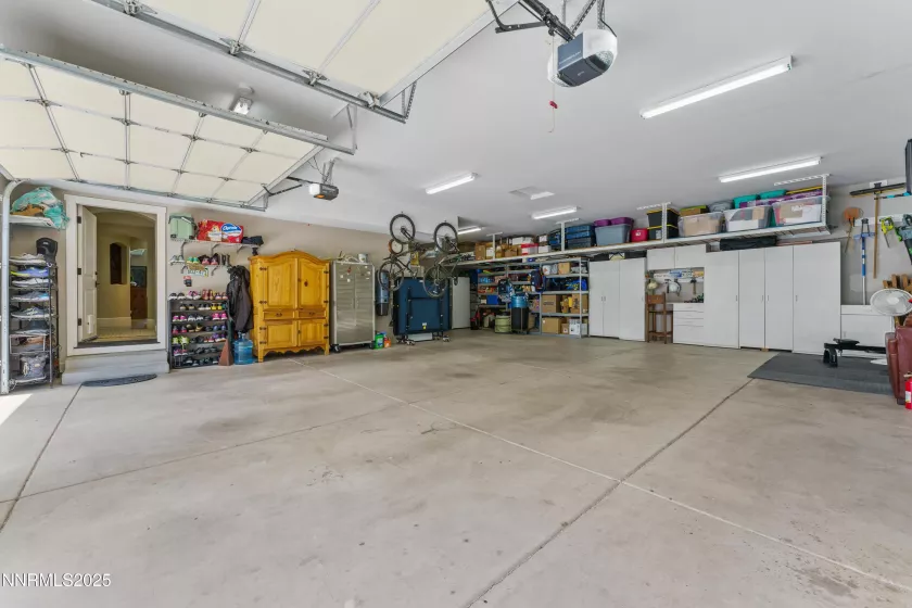 2880 Friar Rock, Sparks, Nevada 89436, 5 Bedrooms Bedrooms, ,4 BathroomsBathrooms,Residential,Residential,Friar Rock,250053921