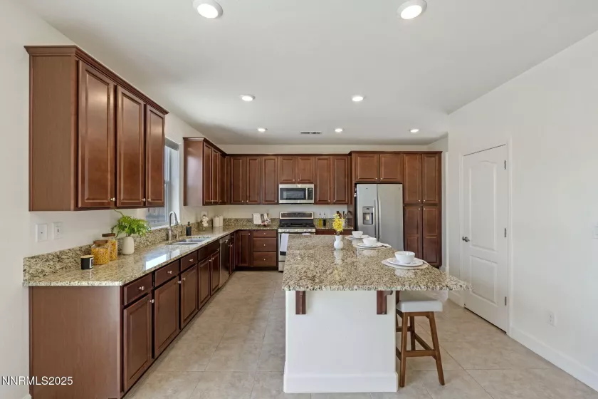 7356 Continuum, Reno, Nevada 89506, 4 Bedrooms Bedrooms, ,3 BathroomsBathrooms,Residential,Residential,Continuum,250053924