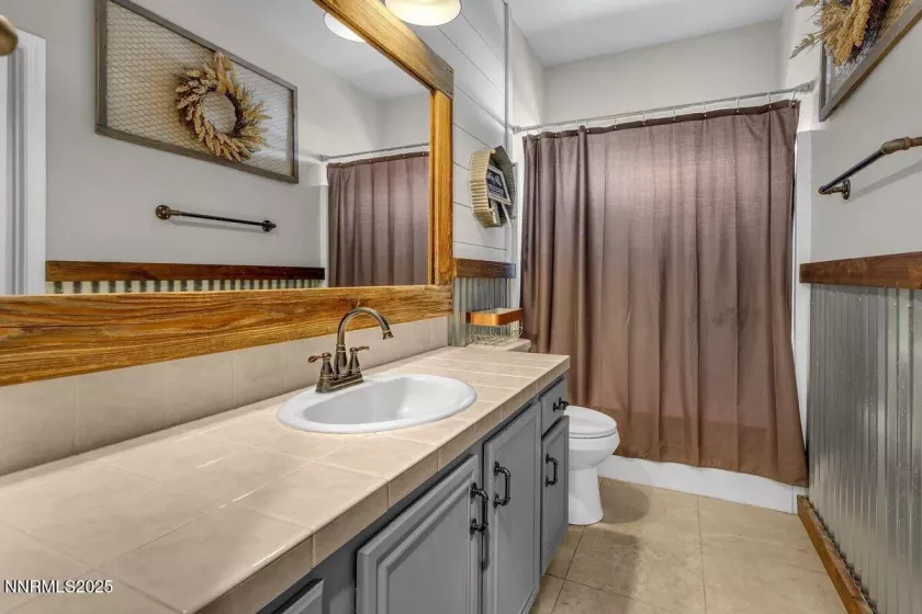 7859 Guerra, Sparks, Nevada 89436, 4 Bedrooms Bedrooms, ,3 BathroomsBathrooms,Residential,Residential,Guerra,250053926