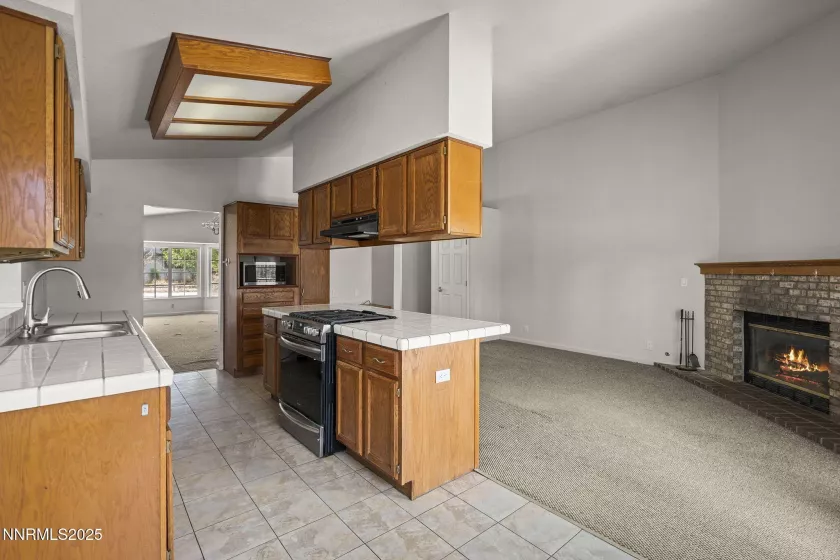 301 Valley View, Dayton, Nevada 89403, 4 Bedrooms Bedrooms, ,3 BathroomsBathrooms,Residential,Residential,Valley View,250053982