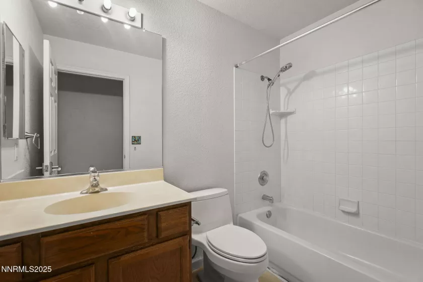 301 Valley View, Dayton, Nevada 89403, 4 Bedrooms Bedrooms, ,3 BathroomsBathrooms,Residential,Residential,Valley View,250053982