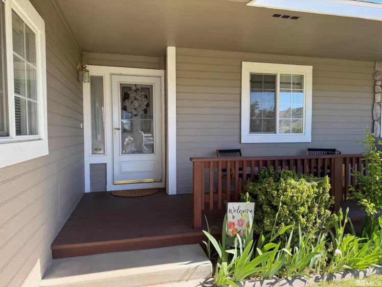 980 Sunview, Carson City, Nevada 89705, 3 Bedrooms Bedrooms, ,2 BathroomsBathrooms,Residential,Residential,Sunview,250006154