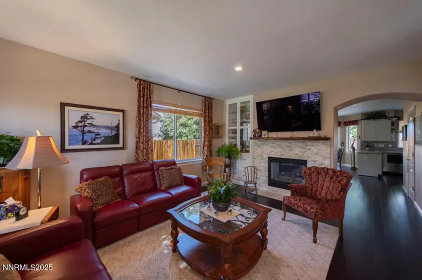 1459 Cardiff, Gardnerville, Nevada 89410, 3 Bedrooms Bedrooms, ,2 BathroomsBathrooms,Residential,Residential,Cardiff,250053987