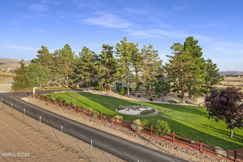 30 El Caballo, Sparks, Nevada 89441, 3 Bedrooms Bedrooms, ,2 BathroomsBathrooms,Residential,Residential,El Caballo,250053988