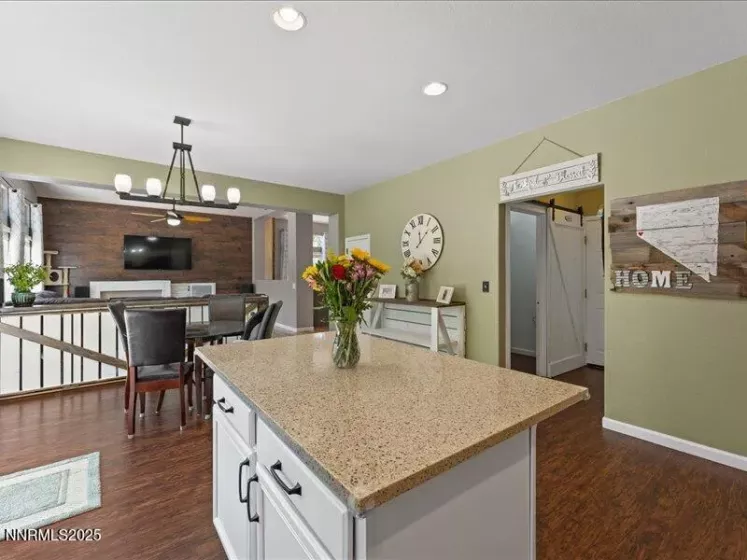 9542 Angel Falls, Reno, Nevada 89506, 4 Bedrooms Bedrooms, ,3 BathroomsBathrooms,Residential,Residential,Angel Falls,250053989