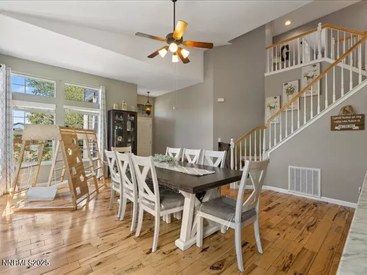 9542 Angel Falls, Reno, Nevada 89506, 4 Bedrooms Bedrooms, ,3 BathroomsBathrooms,Residential,Residential,Angel Falls,250053989