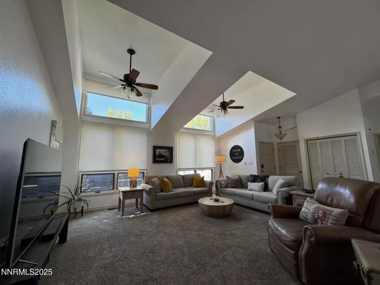 1700 Mackland, Minden, Nevada 89423, 3 Bedrooms Bedrooms, ,2 BathroomsBathrooms,Residential,Residential,Mackland,250053990