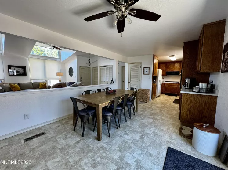 1700 Mackland, Minden, Nevada 89423, 3 Bedrooms Bedrooms, ,2 BathroomsBathrooms,Residential,Residential,Mackland,250053990