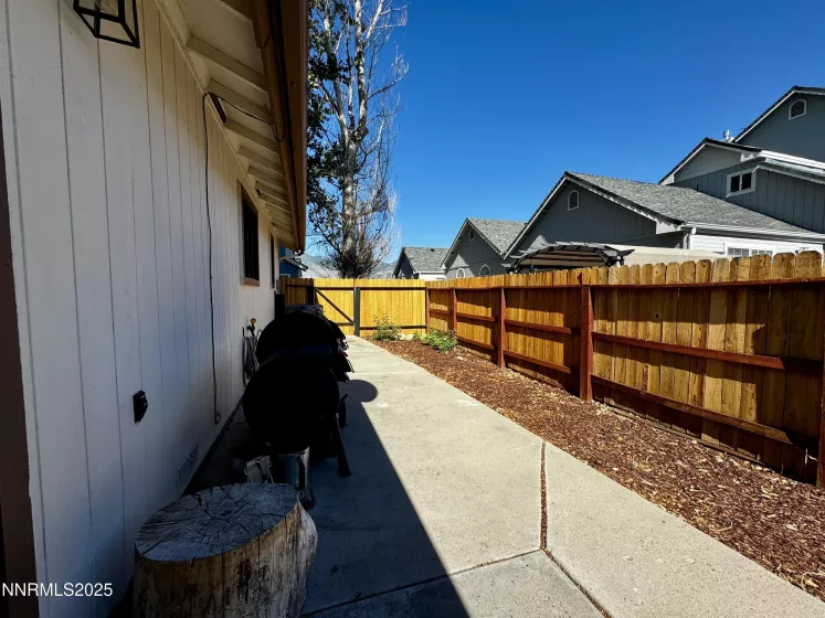 1700 Mackland, Minden, Nevada 89423, 3 Bedrooms Bedrooms, ,2 BathroomsBathrooms,Residential,Residential,Mackland,250053990