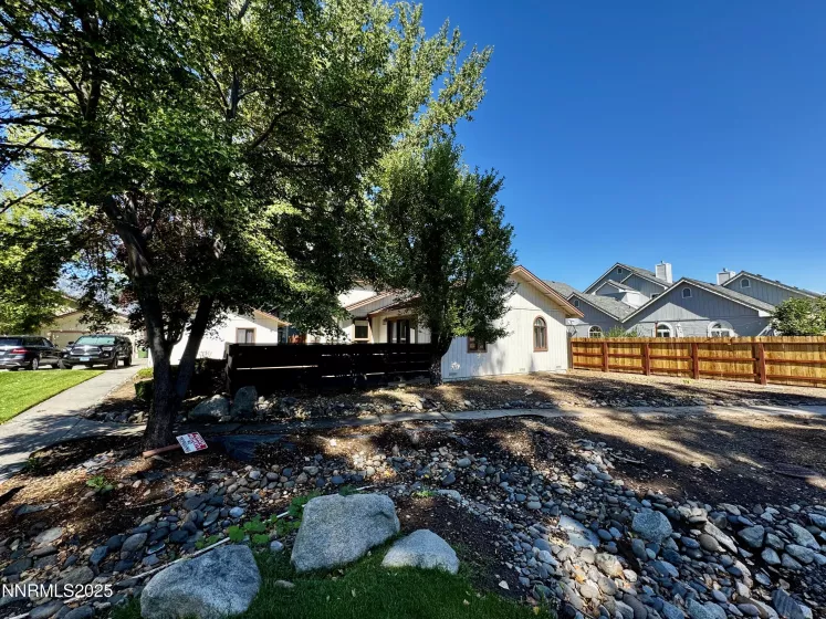 1700 Mackland, Minden, Nevada 89423, 3 Bedrooms Bedrooms, ,2 BathroomsBathrooms,Residential,Residential,Mackland,250053990