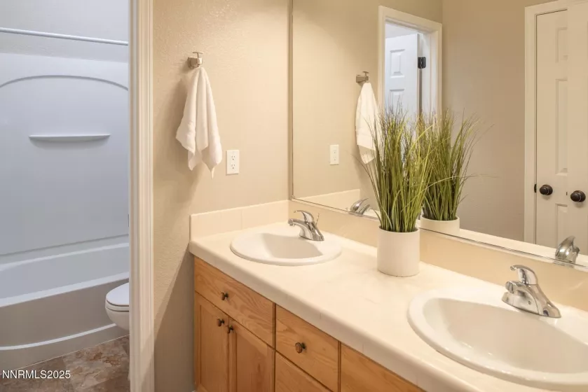 9579 Mammoth, Reno, Nevada 89521, 4 Bedrooms Bedrooms, ,2 BathroomsBathrooms,Residential,Residential,Mammoth,250053135