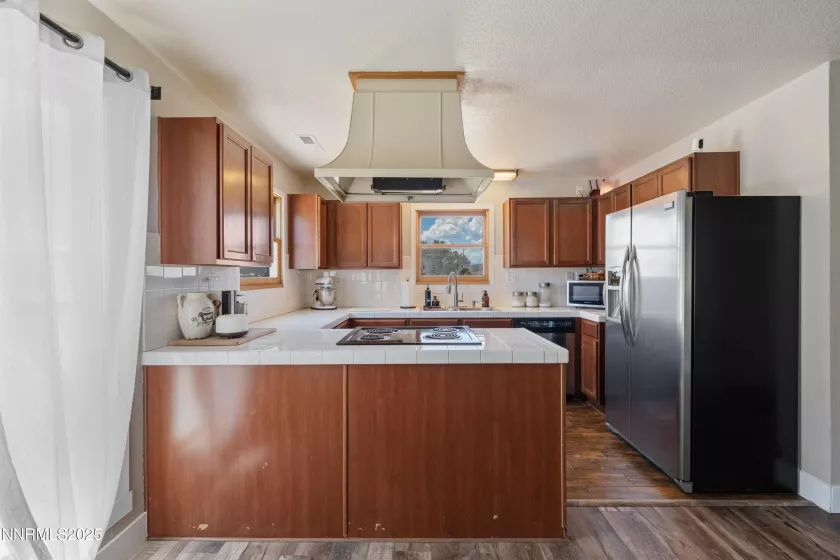 1427 Oberholtzer, Reno, Nevada 89506, 4 Bedrooms Bedrooms, ,3 BathroomsBathrooms,Residential,Residential,Oberholtzer,250053991