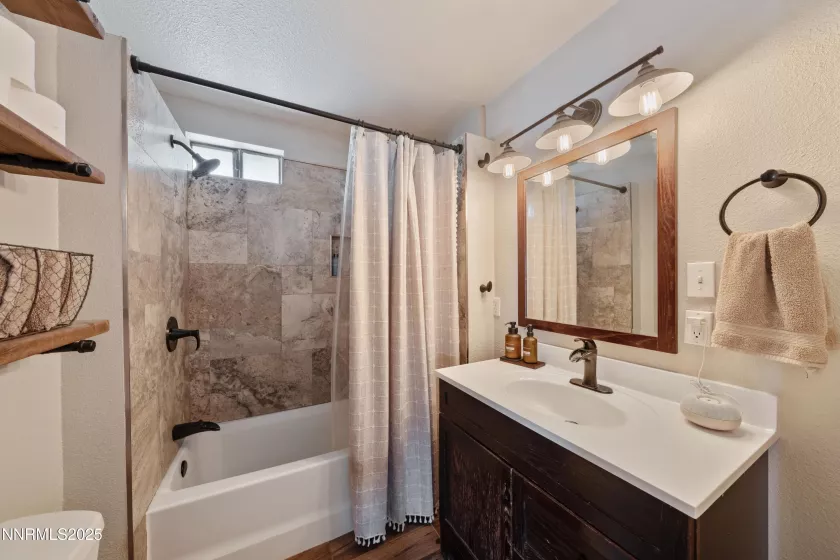 1427 Oberholtzer, Reno, Nevada 89506, 4 Bedrooms Bedrooms, ,3 BathroomsBathrooms,Residential,Residential,Oberholtzer,250053991