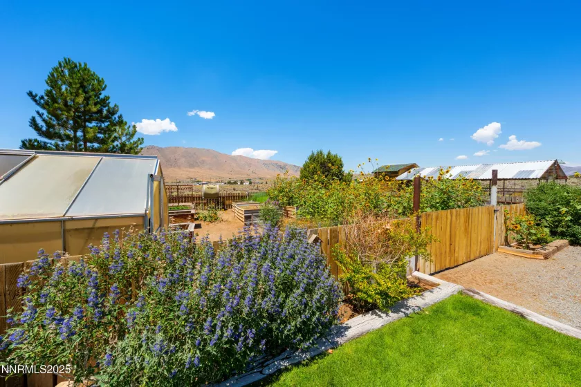 1427 Oberholtzer, Reno, Nevada 89506, 4 Bedrooms Bedrooms, ,3 BathroomsBathrooms,Residential,Residential,Oberholtzer,250053991