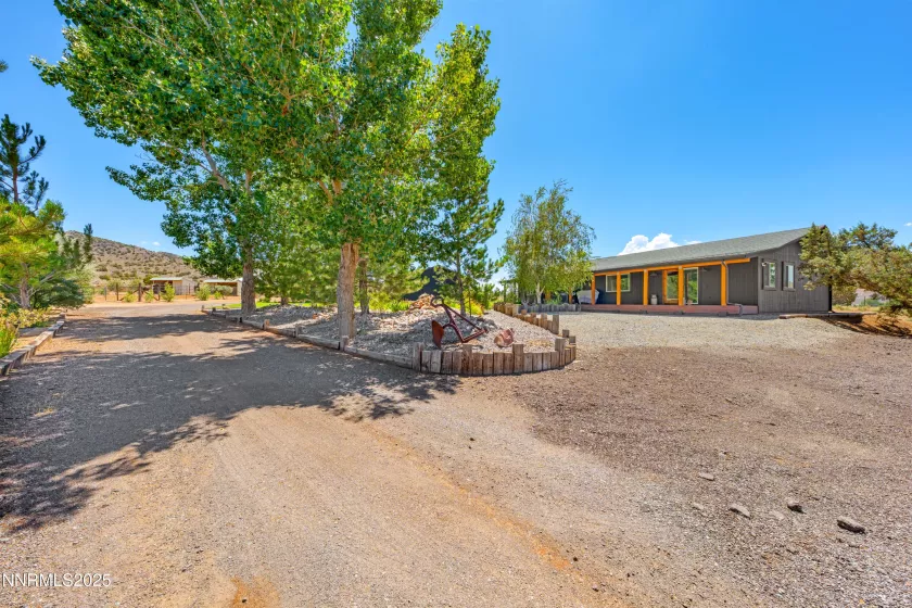 1427 Oberholtzer, Reno, Nevada 89506, 4 Bedrooms Bedrooms, ,3 BathroomsBathrooms,Residential,Residential,Oberholtzer,250053991