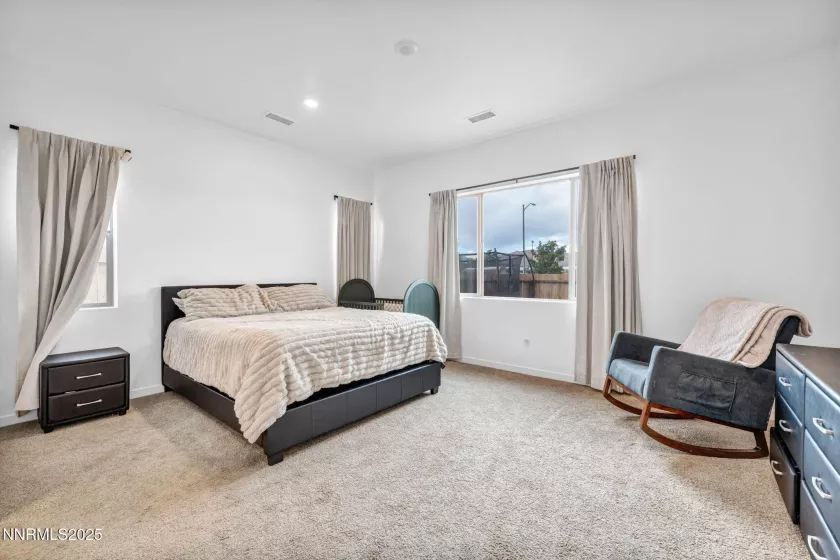 1922 Hogan Peak, Carson City, Nevada 89701, 3 Bedrooms Bedrooms, ,3 BathroomsBathrooms,Residential,Residential,Hogan Peak,250053992