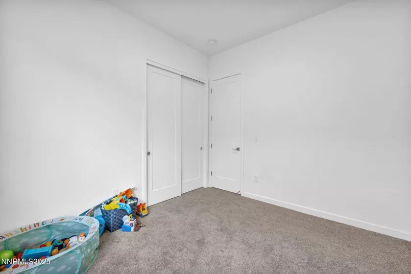 1922 Hogan Peak, Carson City, Nevada 89701, 3 Bedrooms Bedrooms, ,3 BathroomsBathrooms,Residential,Residential,Hogan Peak,250053992