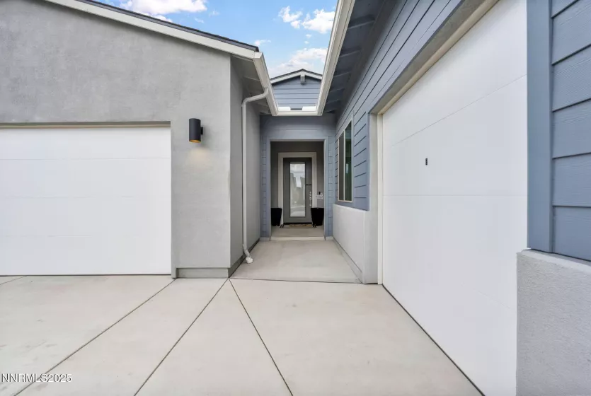 1922 Hogan Peak, Carson City, Nevada 89701, 3 Bedrooms Bedrooms, ,3 BathroomsBathrooms,Residential,Residential,Hogan Peak,250053992