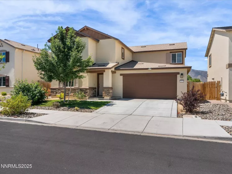 8929 Quail Fls, Reno, Nevada 89506, 4 Bedrooms Bedrooms, ,3 BathroomsBathrooms,Residential,Residential,Quail Fls,250053993