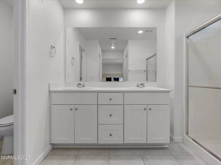 8929 Quail Fls, Reno, Nevada 89506, 4 Bedrooms Bedrooms, ,3 BathroomsBathrooms,Residential,Residential,Quail Fls,250053993