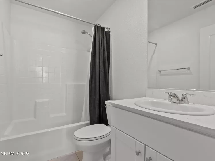 8929 Quail Fls, Reno, Nevada 89506, 4 Bedrooms Bedrooms, ,3 BathroomsBathrooms,Residential,Residential,Quail Fls,250053993