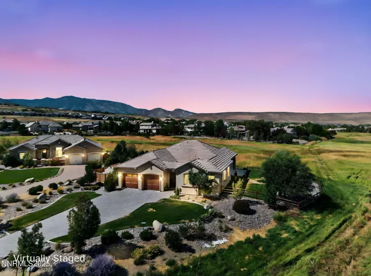 Twilight Front House & Yard