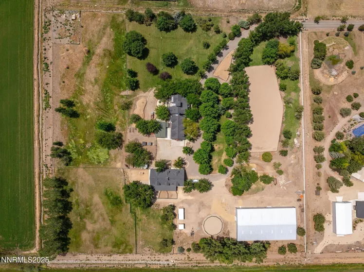 1141 Waterloo, Gardnerville, Nevada 89460, 6 Bedrooms Bedrooms, ,8 BathroomsBathrooms,Residential,Residential,Waterloo,250054002