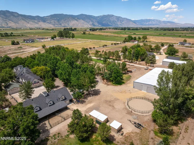 1141 Waterloo, Gardnerville, Nevada 89460, 6 Bedrooms Bedrooms, ,8 BathroomsBathrooms,Residential,Residential,Waterloo,250054002