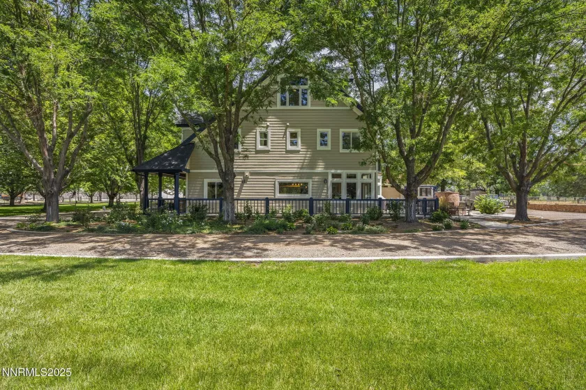 1141 Waterloo, Gardnerville, Nevada 89460, 6 Bedrooms Bedrooms, ,8 BathroomsBathrooms,Residential,Residential,Waterloo,250054002
