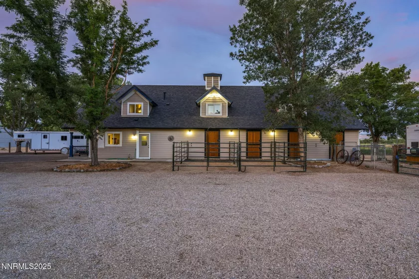 1141 Waterloo, Gardnerville, Nevada 89460, 6 Bedrooms Bedrooms, ,8 BathroomsBathrooms,Residential,Residential,Waterloo,250054002