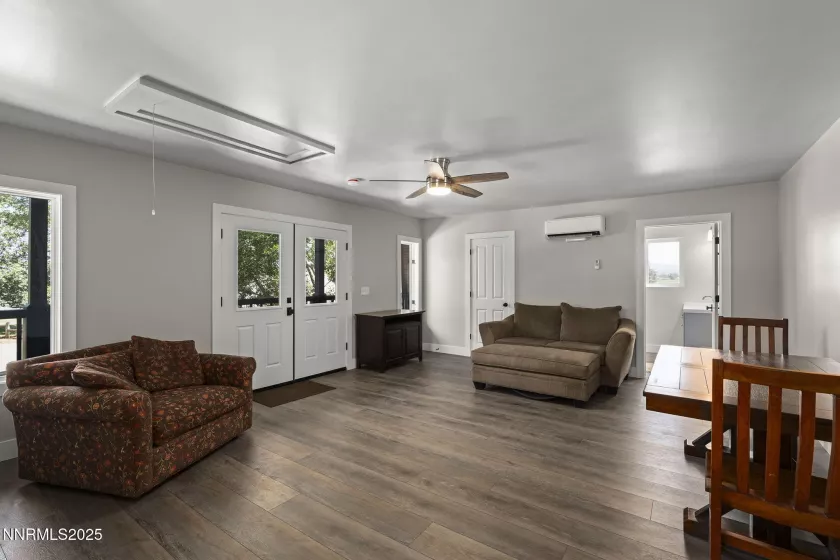 1141 Waterloo, Gardnerville, Nevada 89460, 6 Bedrooms Bedrooms, ,8 BathroomsBathrooms,Residential,Residential,Waterloo,250054002