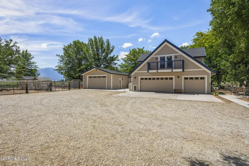 1141 Waterloo, Gardnerville, Nevada 89460, 6 Bedrooms Bedrooms, ,8 BathroomsBathrooms,Residential,Residential,Waterloo,250054002