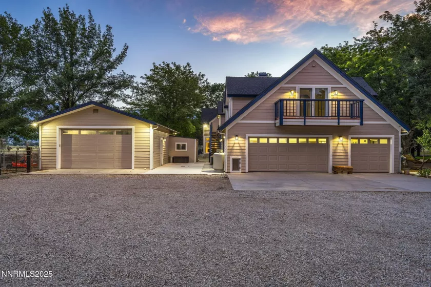 1141 Waterloo, Gardnerville, Nevada 89460, 6 Bedrooms Bedrooms, ,8 BathroomsBathrooms,Residential,Residential,Waterloo,250054002