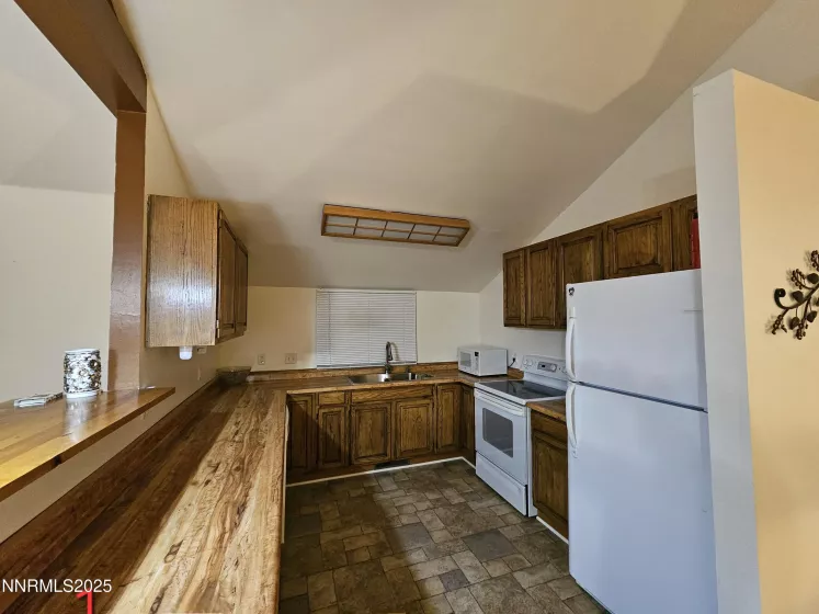222 Tom Sawyer, Dayton, Nevada 89403, 2 Bedrooms Bedrooms, ,2 BathroomsBathrooms,Residential,Residential,Tom Sawyer,250054004