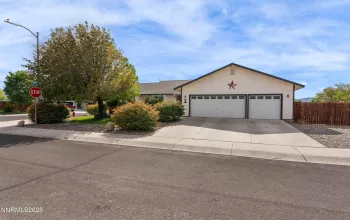 1006 Lehman, Fernley, Nevada 89408, 4 Bedrooms Bedrooms, ,2 BathroomsBathrooms,Residential,Residential,Lehman,250054007