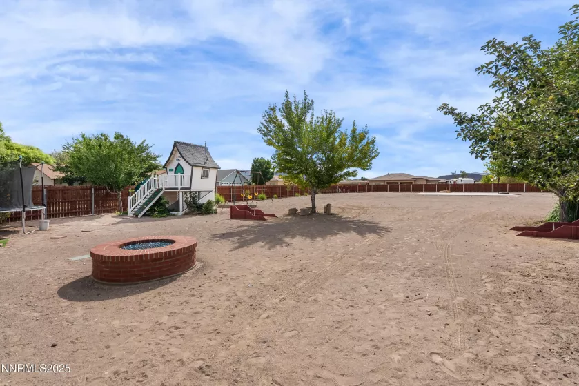 1006 Lehman, Fernley, Nevada 89408, 4 Bedrooms Bedrooms, ,2 BathroomsBathrooms,Residential,Residential,Lehman,250054007