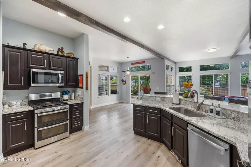2850 Friar Rock, Sparks, Nevada 89436, 6 Bedrooms Bedrooms, ,4 BathroomsBathrooms,Residential,Residential,Friar Rock,250054008