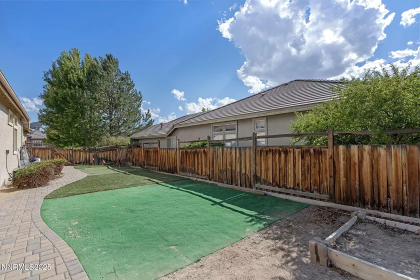 2850 Friar Rock, Sparks, Nevada 89436, 6 Bedrooms Bedrooms, ,4 BathroomsBathrooms,Residential,Residential,Friar Rock,250054008