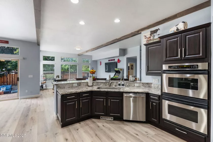 2850 Friar Rock, Sparks, Nevada 89436, 6 Bedrooms Bedrooms, ,4 BathroomsBathrooms,Residential,Residential,Friar Rock,250054008
