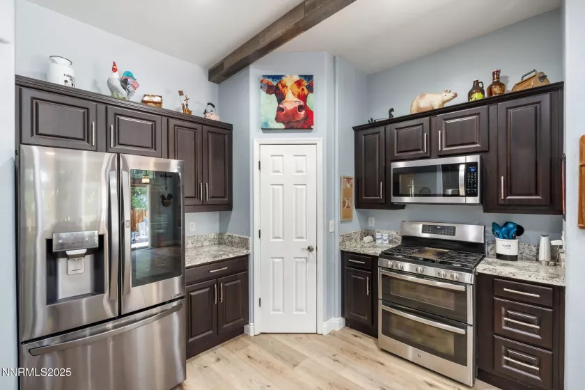 2850 Friar Rock, Sparks, Nevada 89436, 6 Bedrooms Bedrooms, ,4 BathroomsBathrooms,Residential,Residential,Friar Rock,250054008