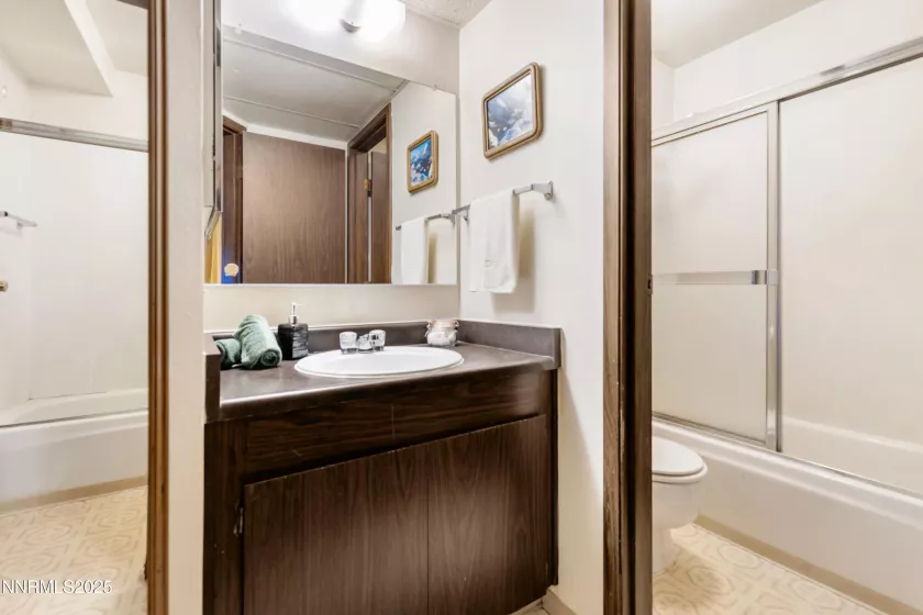 2750 Plumas, Reno, Nevada 89509, ,1 BathroomBathrooms,Residential,Residential,Plumas,250054011