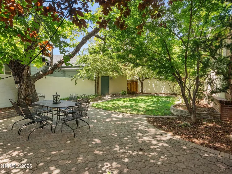 11 Bret Harte, Reno, Nevada 89509, 4 Bedrooms Bedrooms, ,2 BathroomsBathrooms,Residential,Residential,Bret Harte,250054014
